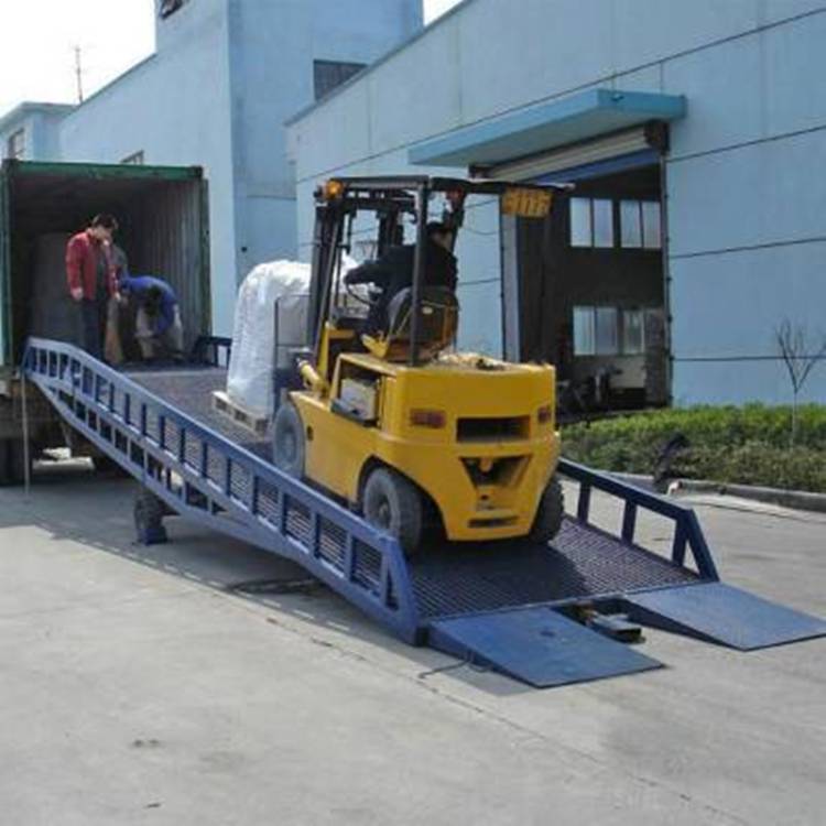 移動式液壓登車橋